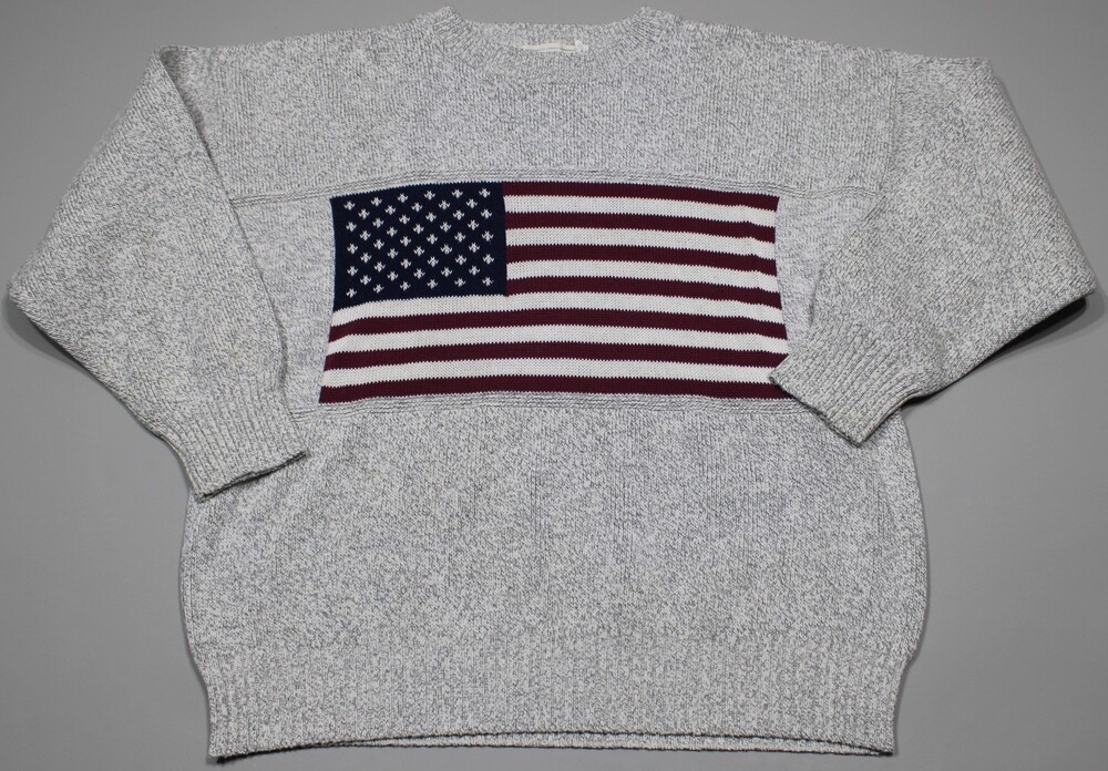Vintage Cotton Club Sweater Mens Large Gray American Flag Crewneck